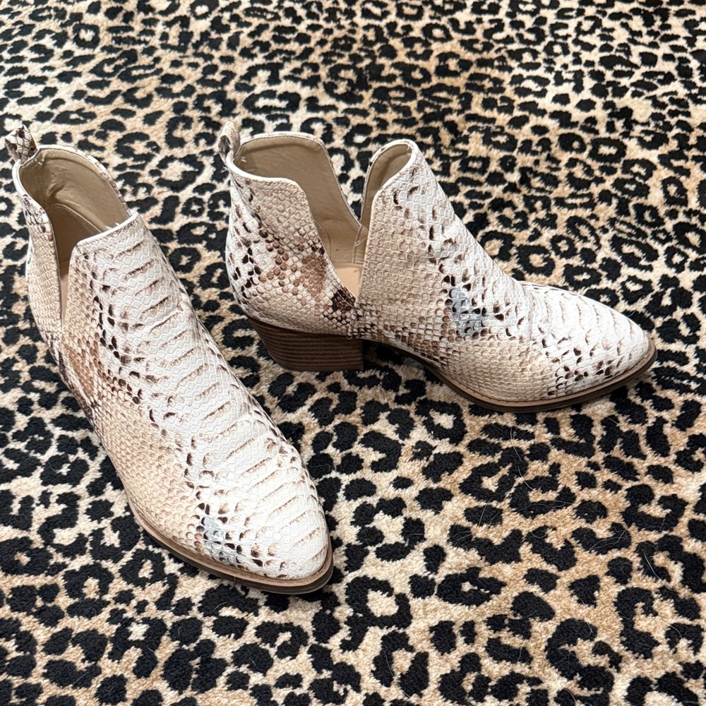 CL by Laundry Cream Snakeskin Ankle Boots